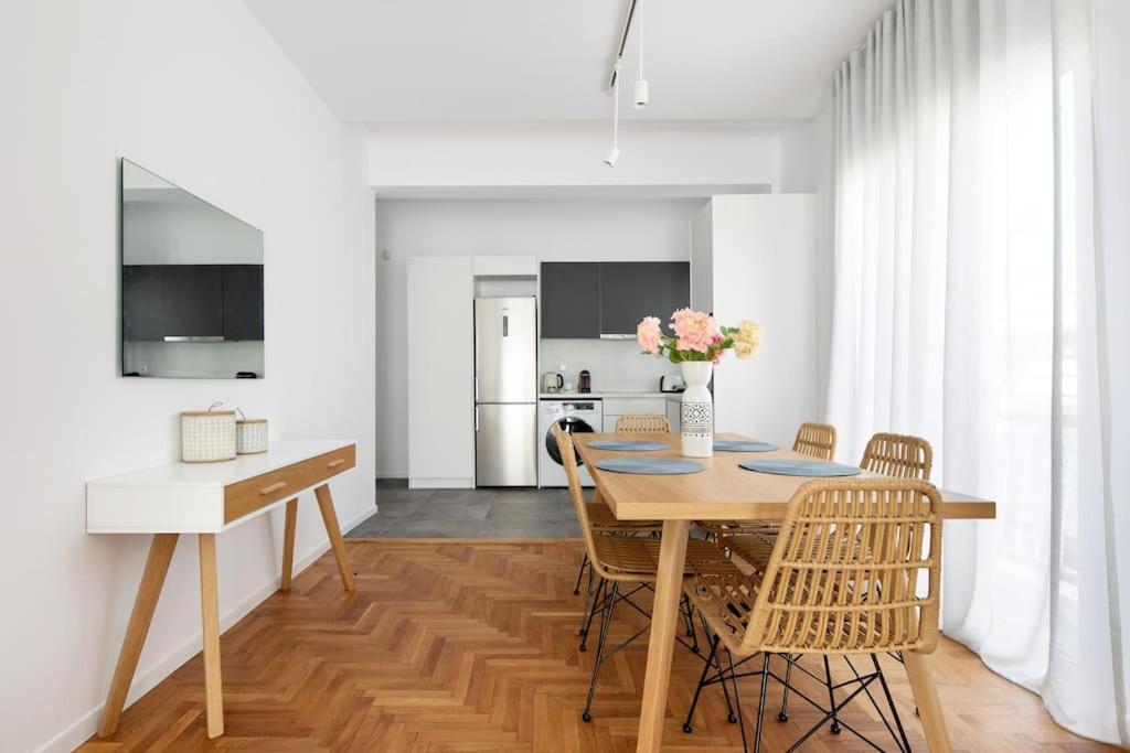 Blue Delta Apartment Palaio Faliro Афины Экстерьер фото