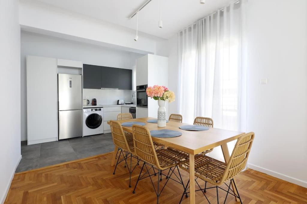 Blue Delta Apartment Palaio Faliro Афины Экстерьер фото