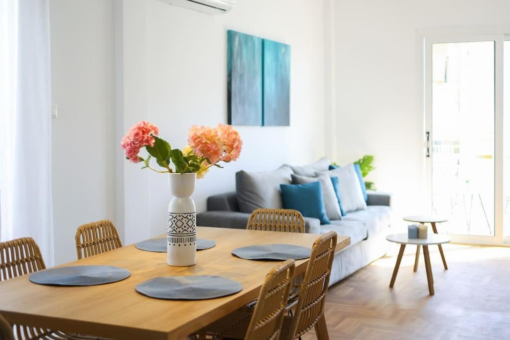 Blue Delta Apartment Palaio Faliro Афины Экстерьер фото