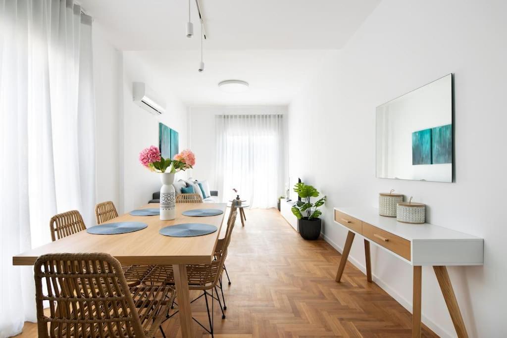 Blue Delta Apartment Palaio Faliro Афины Экстерьер фото